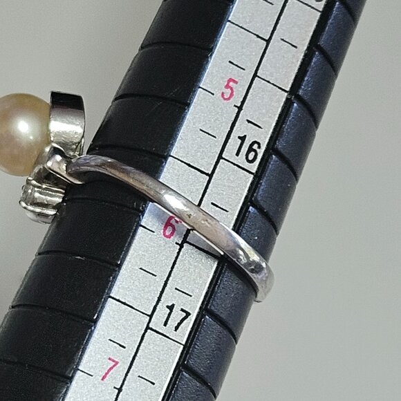 Vantel Pearls Ribbon of Hope ring - Picture 5 of 11